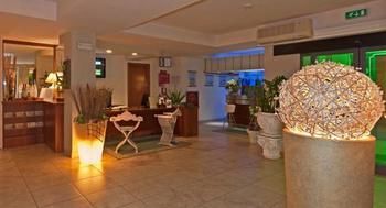 Hotel Siesta 3*